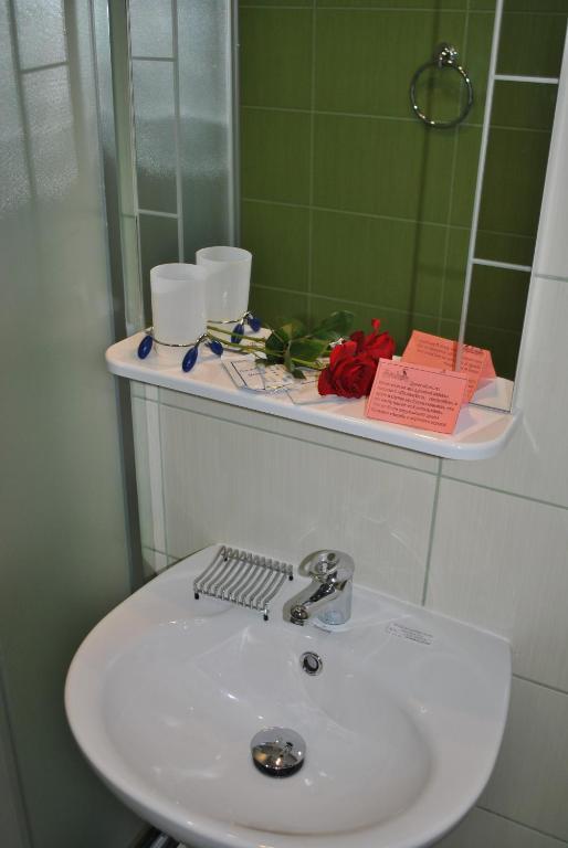 Paradise Hotel Gomel Phòng bức ảnh